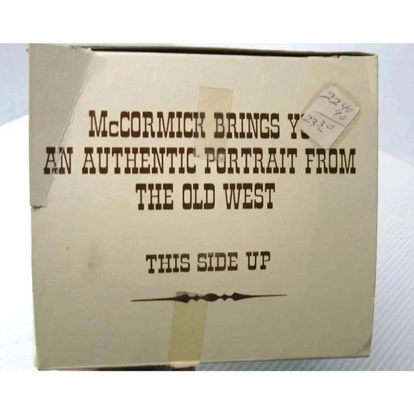 Calamity Jane Whiskey Decanter McCormick Distillery Gunfighter Series IN BOX - Picture 10 of 10